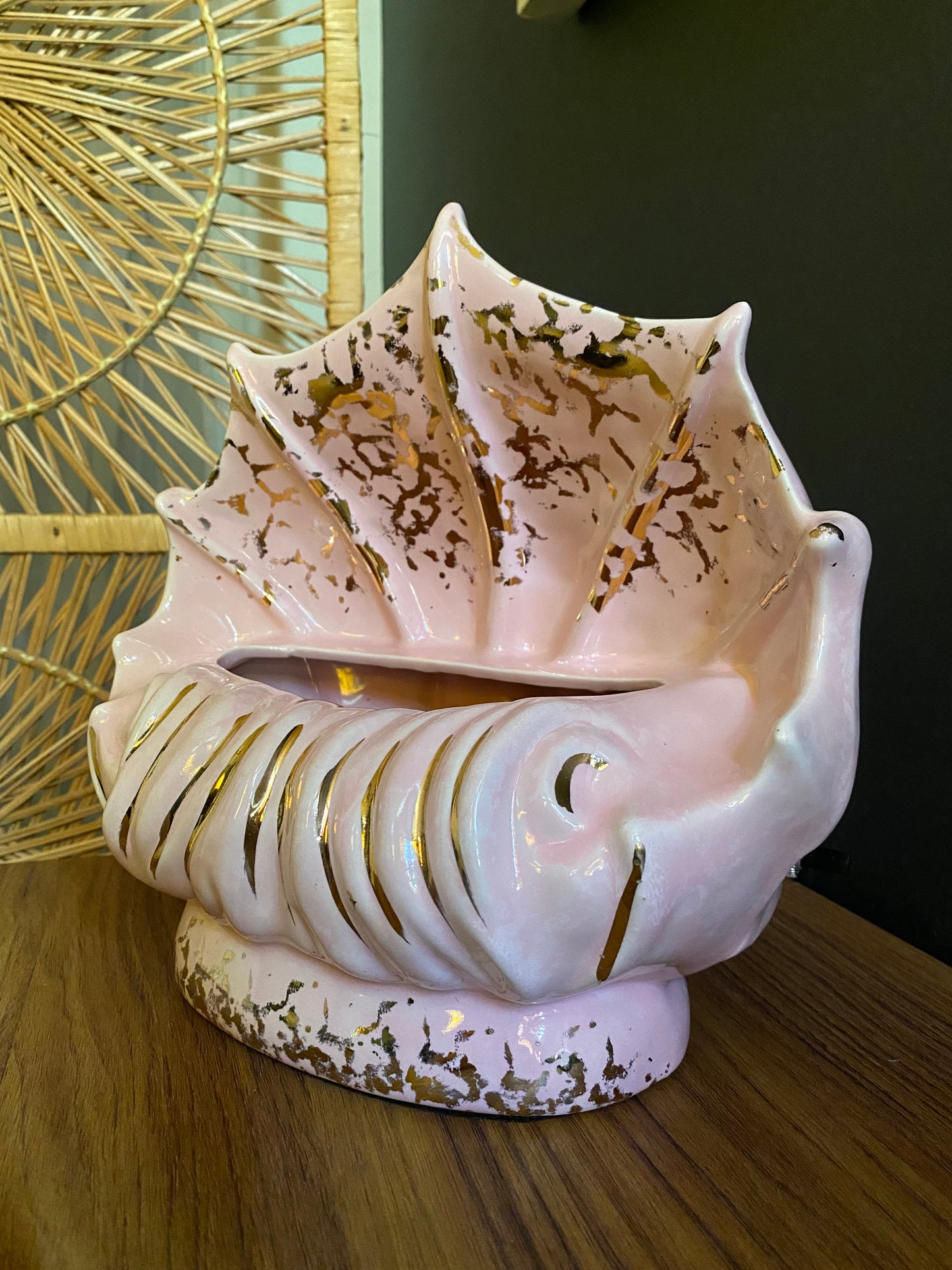 1950s Premco Pink & Gold Clam Shell TV Lamp