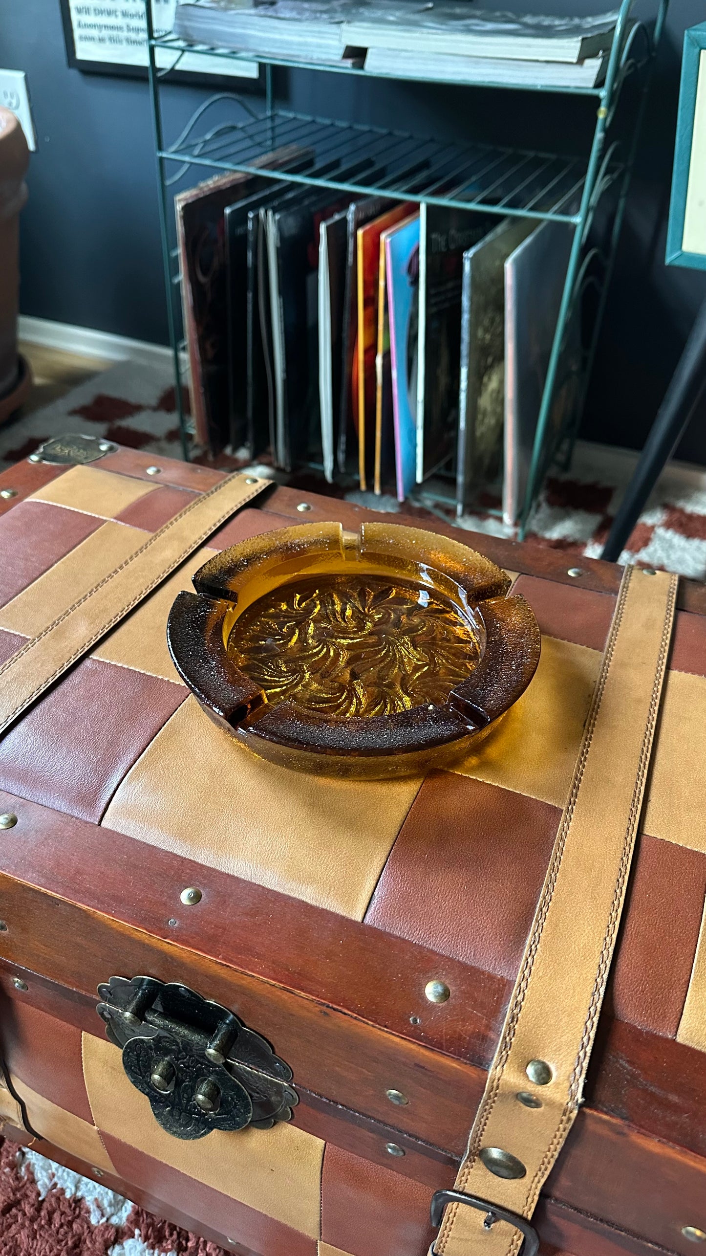 L.E. Smith Sand Scroll Amber Glass Ashtray